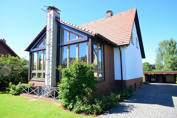 Ferienhaus für 9 Personen, mit Balkon und Terrasse sowie Garten und Sauna am Schweriner See