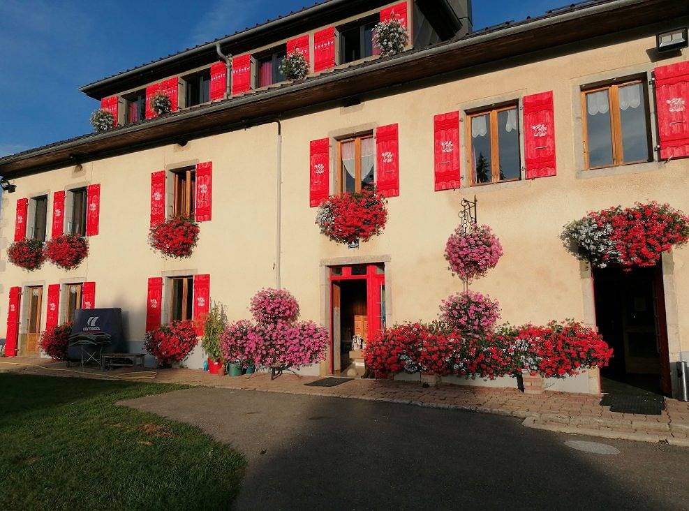 Gîte Jura, Station Les Rousses, location de skis in Prémanon, Parc naturel régional du Haut-Jura