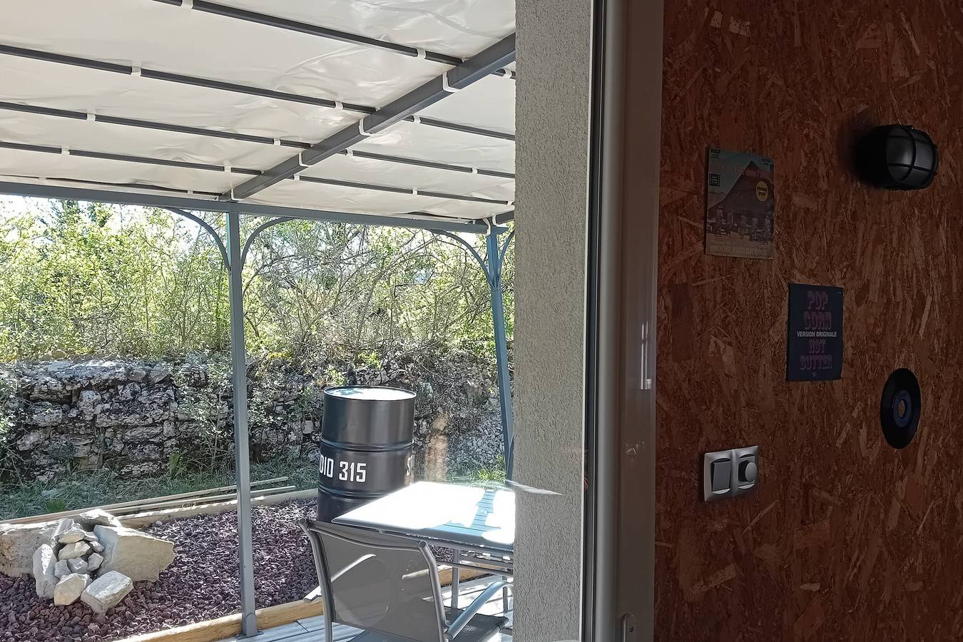 Gastenkamer '315' met bergzicht, privé verwarmd zwembad en wifi, foto 14