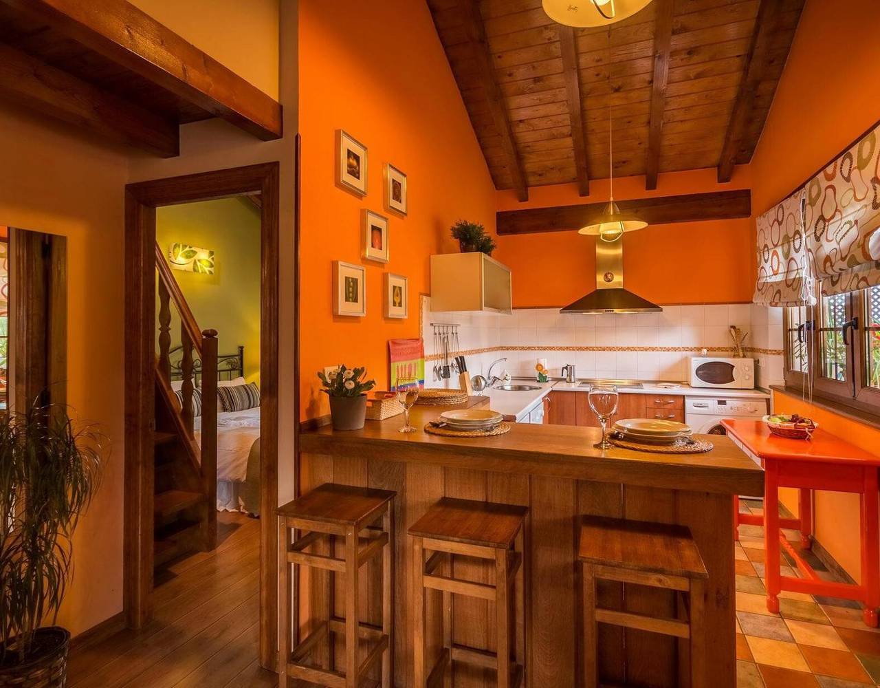 Casa Marta with Mountain Views, Private Terrace and Wi-Fi in Hermandad de Campoo de Suso, Cordillera Cantábrica