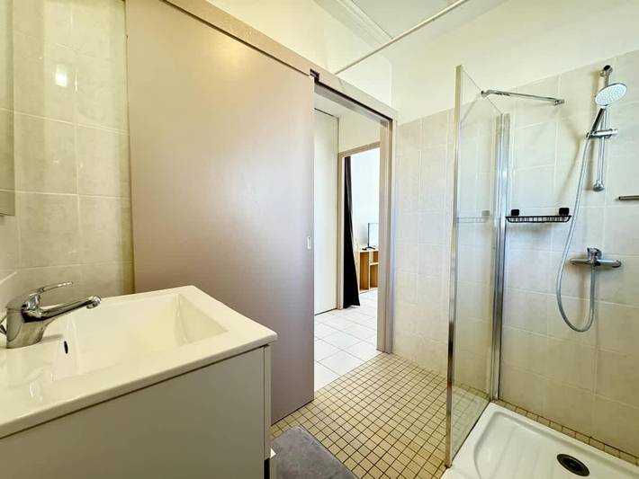 Gîte pour 2 personnes, avec terrasse et vue sur le lac, animaux acceptés à Aytré - 4