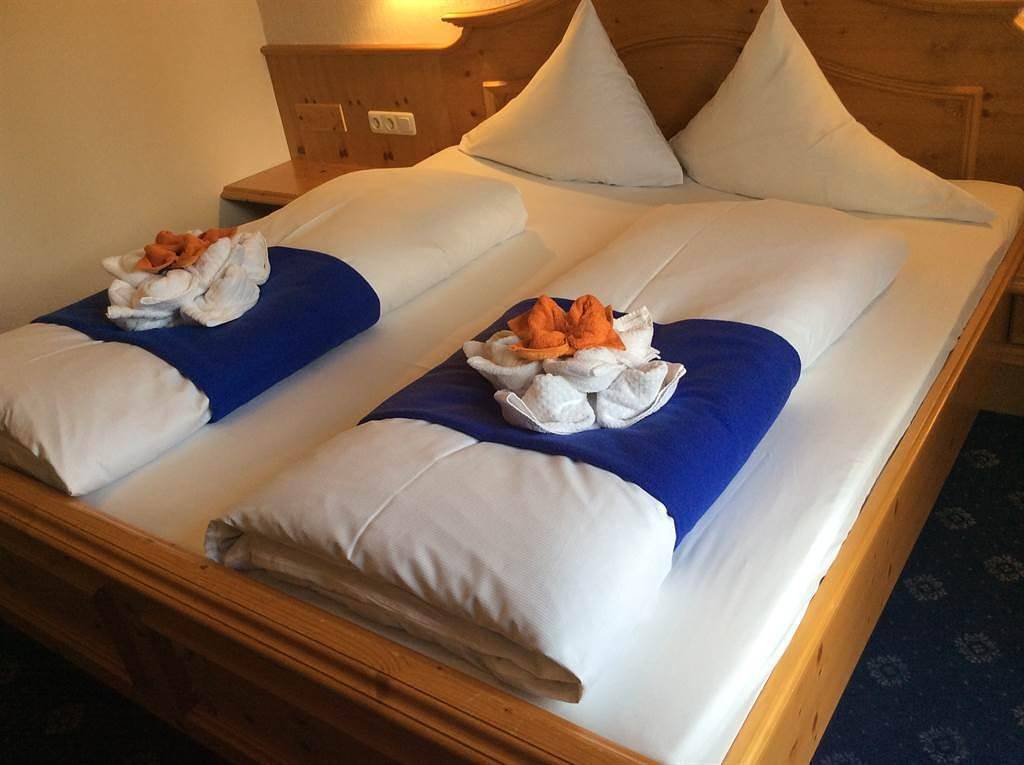 Doppelzimmer mit Dusche, Bad, Wc in Loferer und Leoganger Steinberge, Leogang