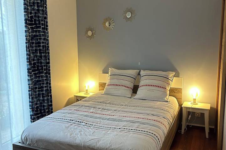 Gîte pour 8 personnes, avec terrasse et jardin à Couilly-Pont-aux-Dames - 2