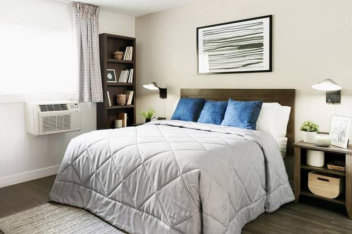 Hotel para 3 personas, con piscina - 1