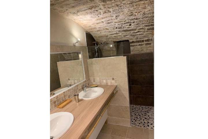 Chambre d’hôte pour 2 personnes, avec sauna et piscine ainsi que jacuzzi et jardin à Barjac - 2