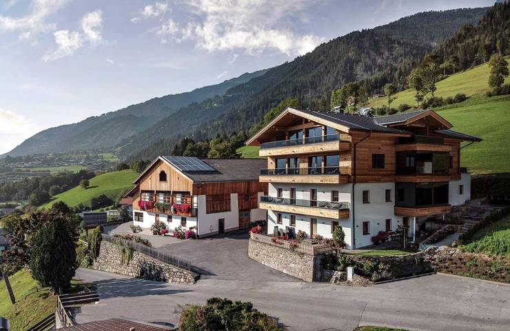 Ferienhaus für 6 Personen, mit Balkon und Terrasse sowie Garten und Ausblick in Gaimberg