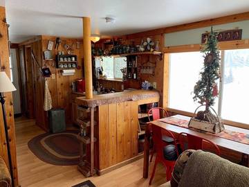 Log Cabin for 5 Guests in Brian Head, Iron County (UT), Picture 4