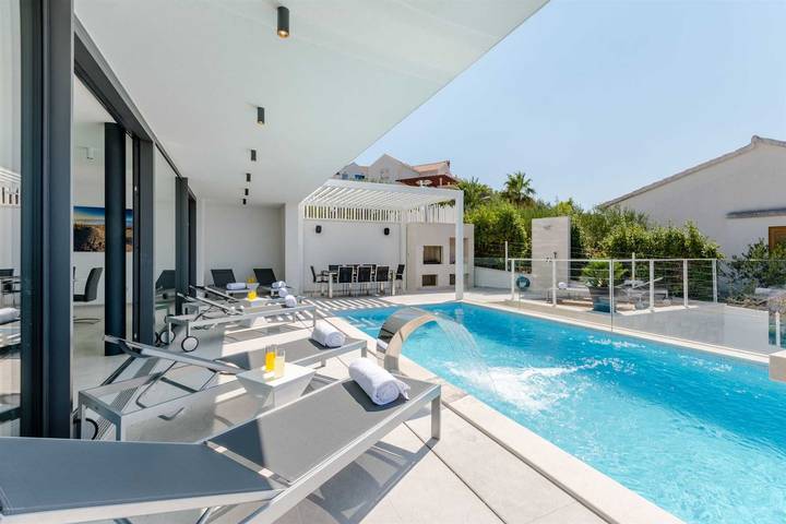 Villa pour 8 personnes, avec balcon à Sutivan - 3