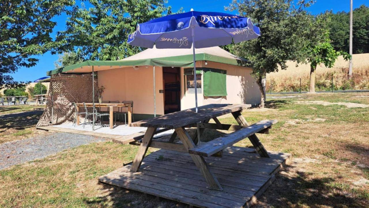 Les 2 étangs La Foulonnerie Lodge - Tente in Saint-Jean-Saint-Germain, Région de Loches