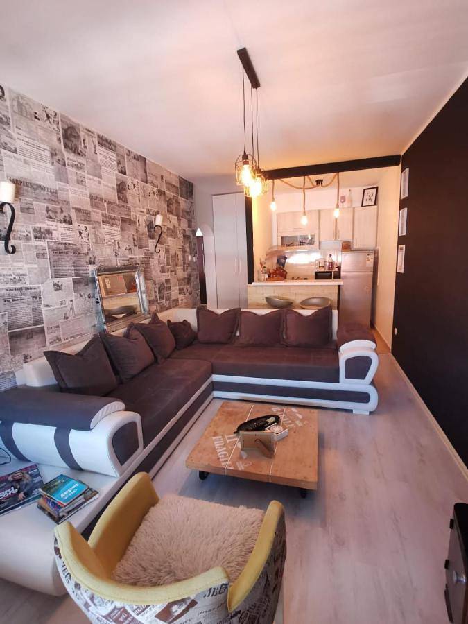 Gîte pour 2 personnes, avec terrasse et vue à Vršac