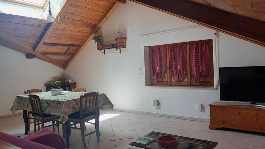 Gîte pour 6 personnes, avec jardin et vue, adapté aux familles à Corinaldo - 3