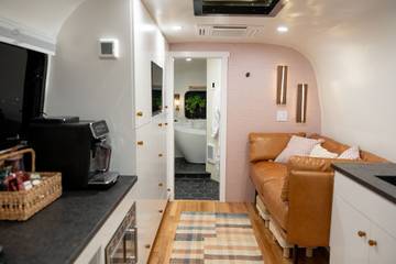 Glamping for 2 Guests in Pisgah Forest, Blue Ridge Mountains, Picture 1