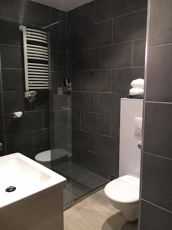 Double Room in Bardouville, Région de Rouen