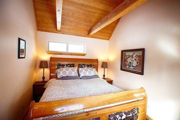 Log Cabin for 4 People in Mariposa County, Photo 2