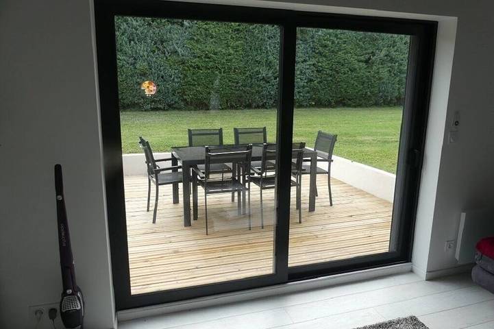 Location de vacances pour 4 personnes, avec terrasse à Brindas