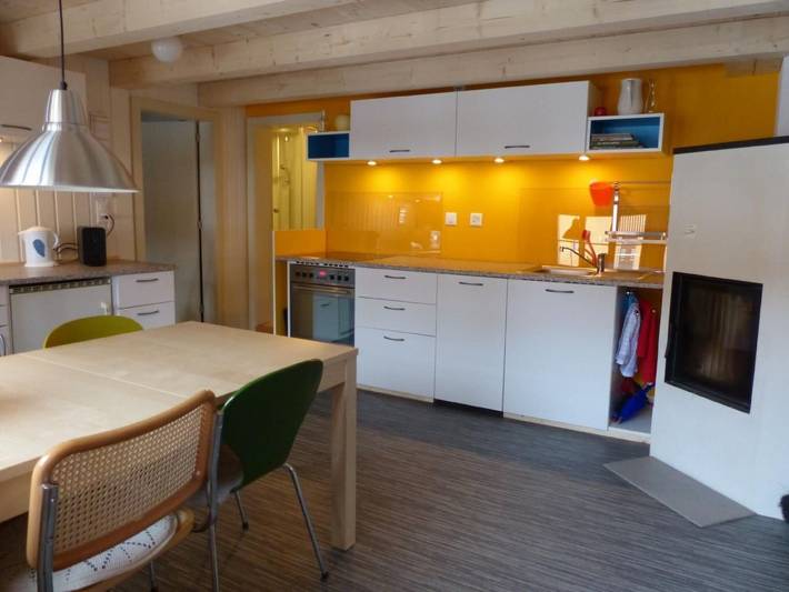 Ferienhaus für 4 Personen, mit Terrasse und Garten in Frutigen - 2