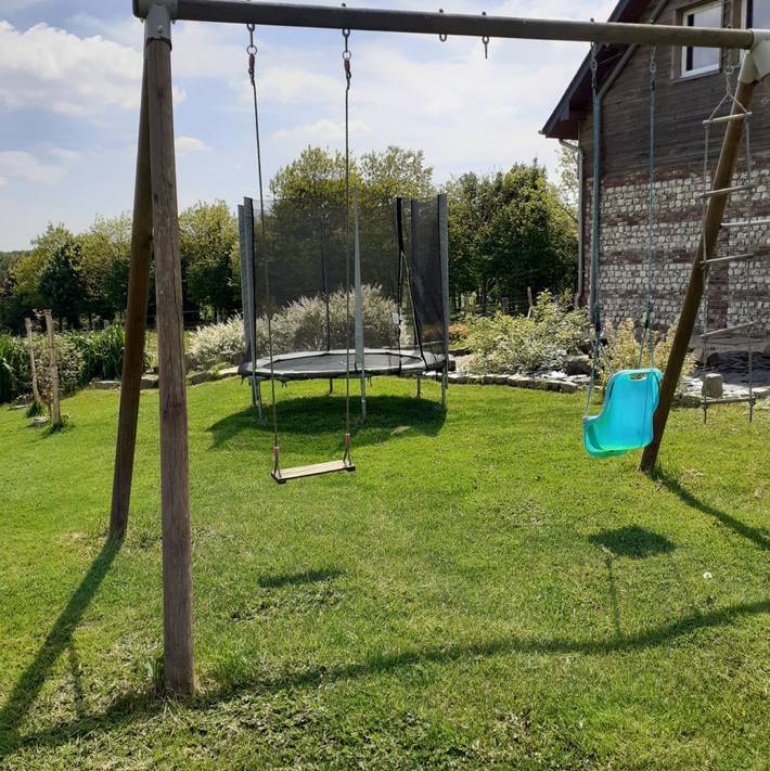 Gîte pour 5 personnes, avec jardin et terrasse, animaux acceptés