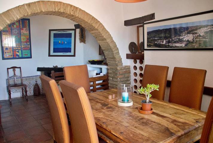 Location de vacances pour 6 personnes, avec balcon ainsi que vue et piscine à Jimena de la Frontera - 4