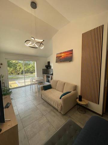 Location de vacances pour 2 personnes, avec vue à Saint-Georges-des-Coteaux