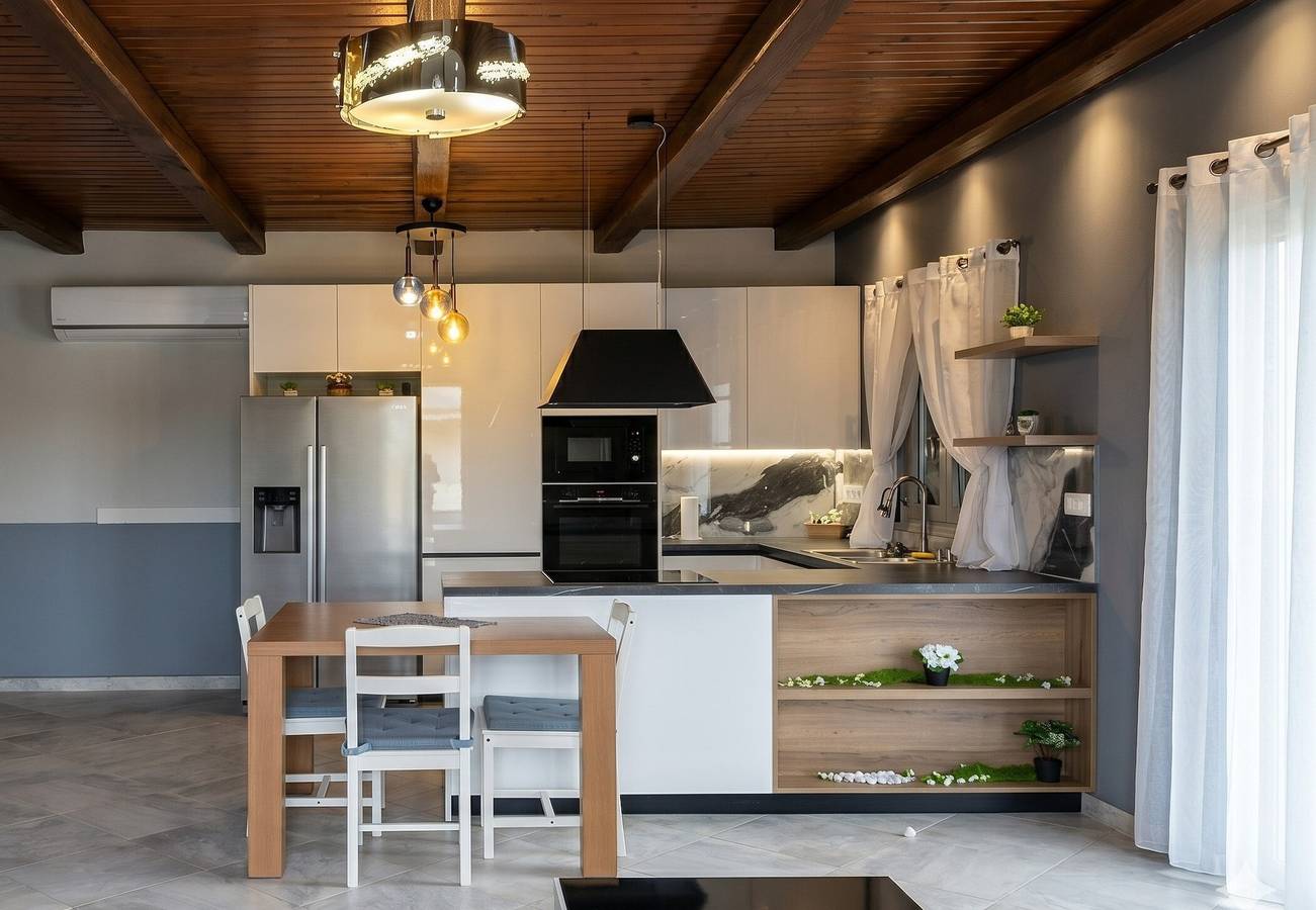 Ganze Wohnung, Apartment 'Villa Vergina' mit Bergblick, Wlan und Klimaanlage in Iraklio-Heraklion und Umgebung