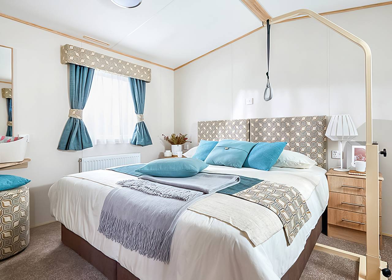 Silver Accessible 2 Bedroom Caravan in Brean, Somerset