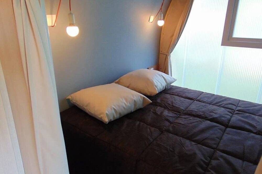 Zecamping 3 étoiles familial piscine chauffée mobil-home 16m2 in Florac-Trois-Rivières, Cévennes