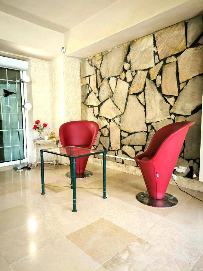 Five-Bedroom House in Aix-en-Provence, Mittelmeerküste (Frankreich)