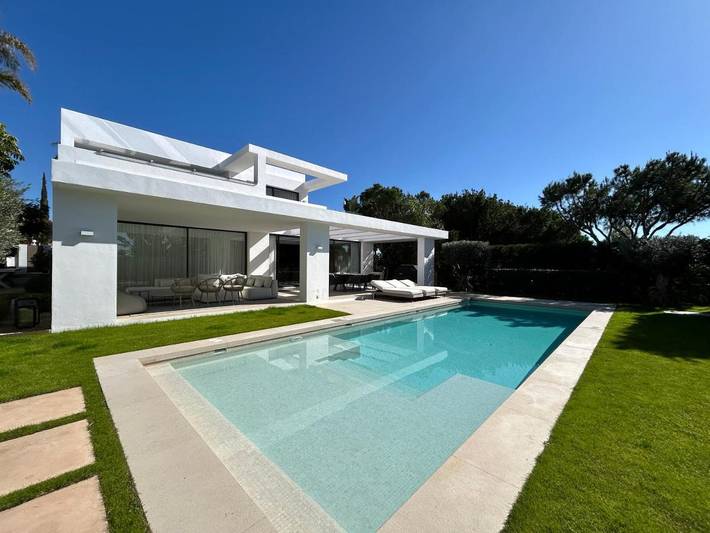 Chalet para 10 personas, con piscina además de jardín y vistas - 1