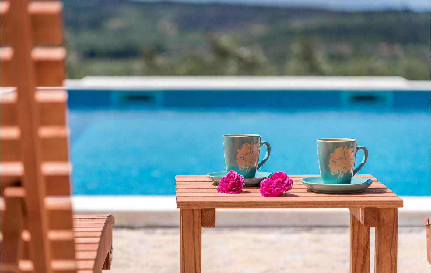 Gemütliche Ferienwohnung, 1 km von der Küste entfernt: WLAN, Klimaanlage, Pool und Terrasse in Sibenik, Šibenik-Knin