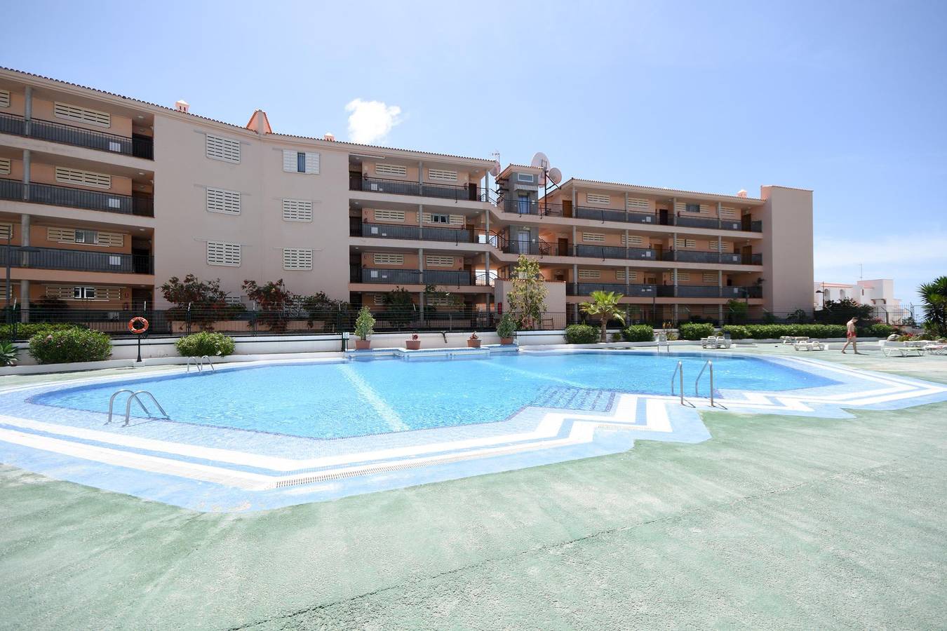 Ganze Wohnung, Ferienwohnung für 2 Personen mit Pool in Los Cristianos, Arona