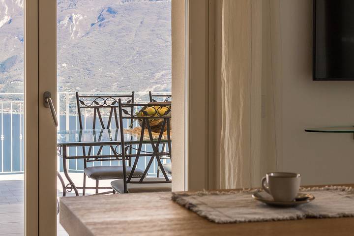 Ferienwohnung für 4 Personen, mit Terrasse und Garten sowie Seeblick in Tignale - 3