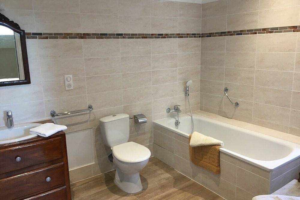 Gîte De La Malpensee 45250 Ouzouer-sur-Trézée10 pers calme spacieux 1h30de Paris in Ouzouer-sur-Trézée, Région de Montargis