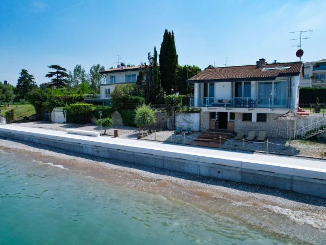 Desenzanoloft Villa Meraviglia am See in Desenzano del Garda, Gardasee-Berge