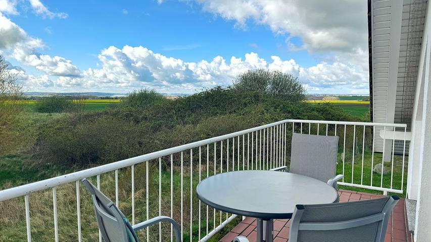 Ferienwohnung für 3 Personen, mit Balkon und Sauna in Sagard