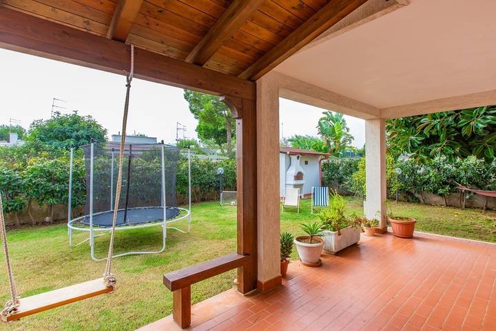 Ferienhaus für 5 Personen, mit Terrasse und Garten in Lido Specchiolla - 4