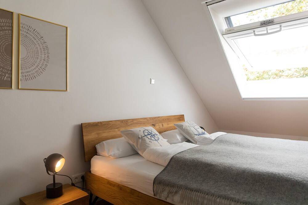 Ganze Wohnung, Sünje - Ferienwohnung in Rysum bei Greetsiel, 64 m²/4 Pers., 4 km zum Meer in Rysum, Krummhörn