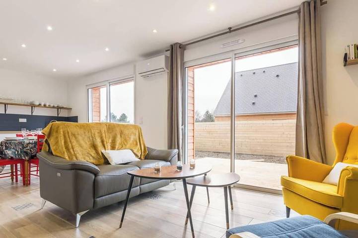 Gîte pour 4 personnes, avec Terrasse et Jardin à Glatigny