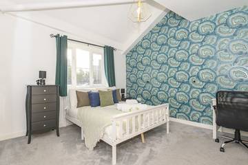 Glamping for 4 People in Leeds, West Yorkshire, Photo 1