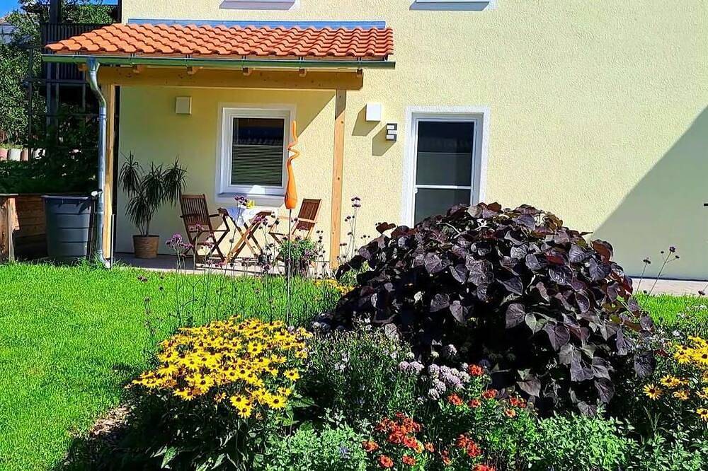 Ganze Wohnung, Appartement (26qm) mit Terrasse in Blaibach, Ostbayern