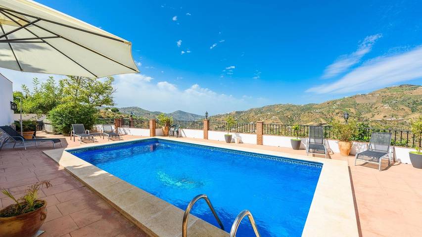 Casa rural para 14 personas, con jacuzzi y balcón/terraza en Canillas de Albaida - 3