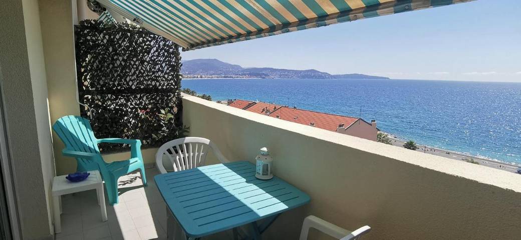 Gîte pour 2 personnes, avec terrasse dans Plage Carras Nice - 4