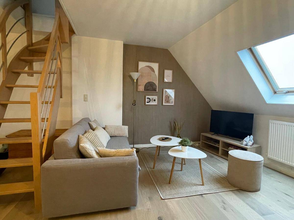 Appartement entier, Coup de cœur~Duplex cocoon vue sur le beffroi -Top Séjour Arras in Arras, Région d'Arras