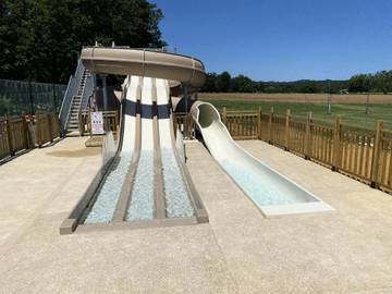 Camping pour 10 Personnes dans Sainte-Nathalène, Périgord Noir, Photo 1
