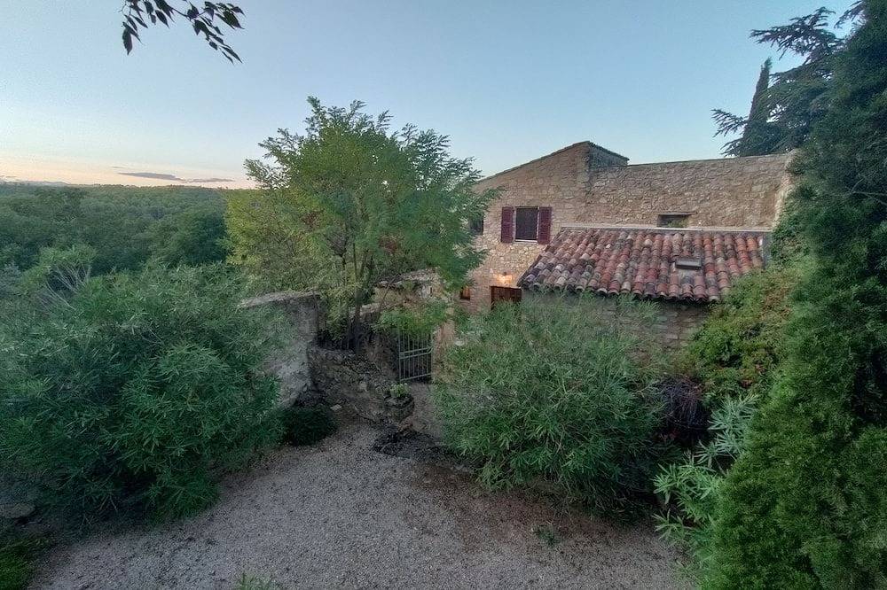 Le Repère de la Duchesse - Annexe de Château Médiéval en Plein Coeur de Provence in Sillans-la-Cascade, Brignoles region