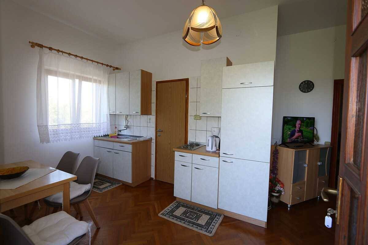 Ganze Wohnung, Ferienwohnung Čekić (36263-A1) in Dobrinj, Krk