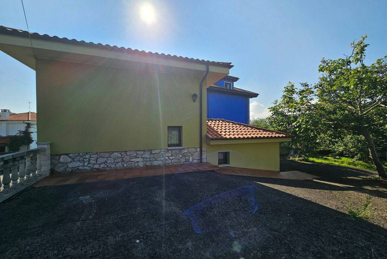 Apartamento entero, Acogedor apartamento cerca de la Playa de Santa Marina: ¡se admiten estancias de larga duración! in Sebreño, Ribadesella