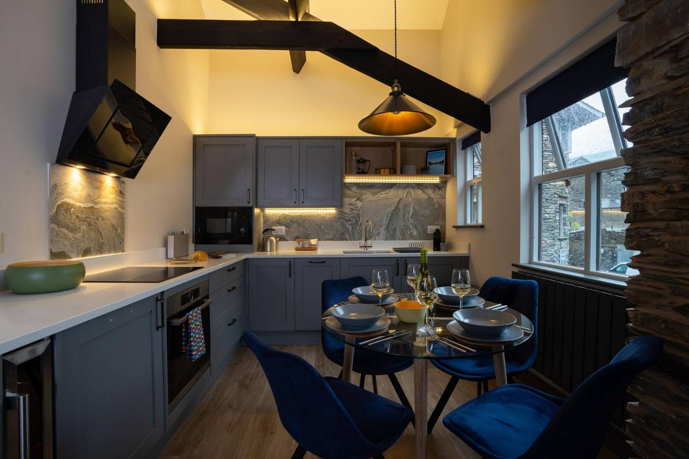 Entire apartment, Apartment with Ensuite s Sky Tv by Letmestay in Ambleside, Lake District