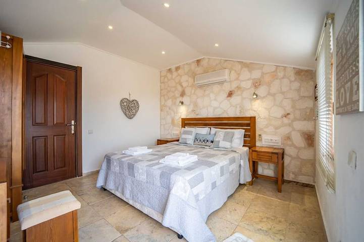 Luxurious Retreat Overlooking Kalamar Bay: Villa Mandalin in Kaş, Province d'Antalya