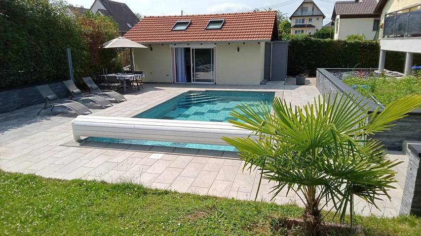 Gîte pour 3 personnes, avec piscine ainsi que terrasse et jardin dans Niederhausbergen