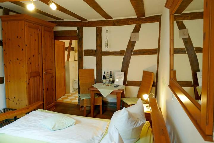 Doppelzimmer Bad/Wc in Steinweiler, Kurpfalz